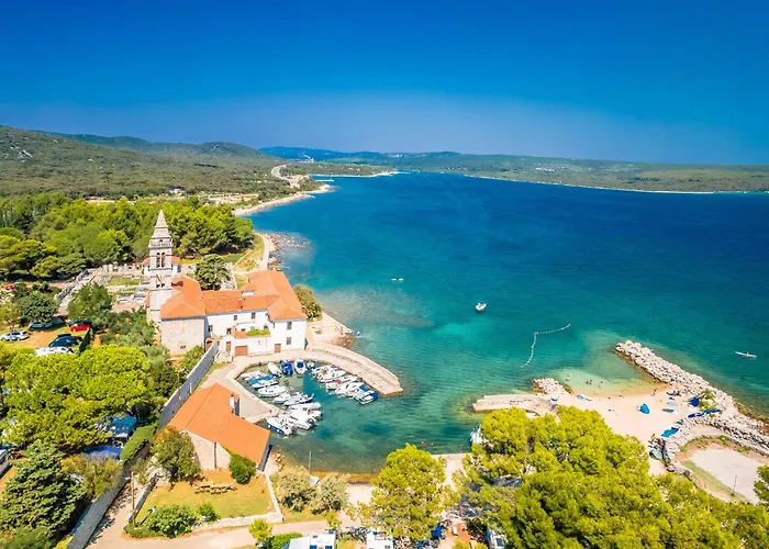 In 33624 Veli Lošinj