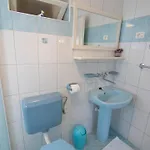 Appartement In 33624 Veli Lošinj