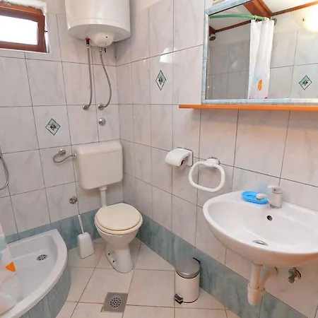 In 33624 Veli Lošinj