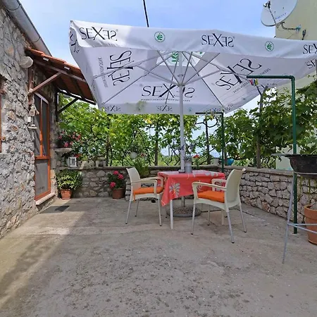 Apartment In 33624 Veli Losinj